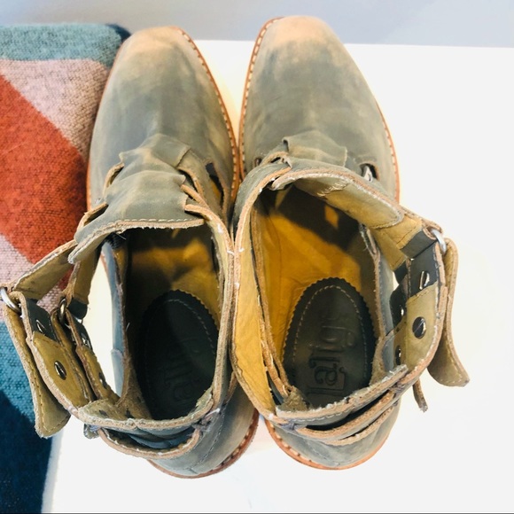 Anthropologie Latigo Potion Distressed Leather Ankle Boots Booties 7.5 Gray. - Picture 7 of 16